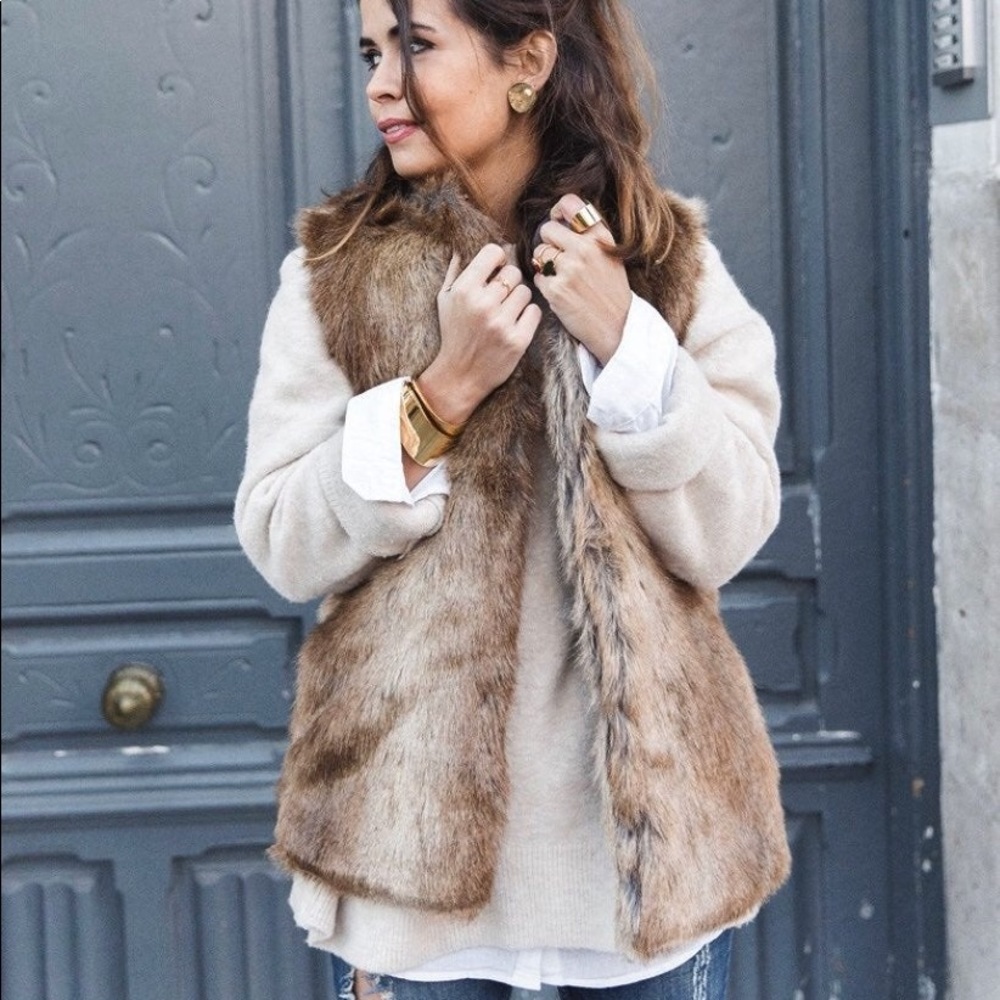 COPY - Zara faux fur vest
